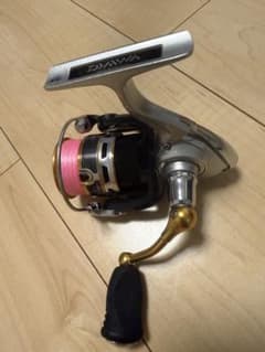 ダイワ クレスト2004 スピニングリールのサムネイル