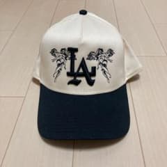 sworn to us キャップのサムネイル