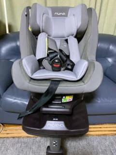 再値下げ　チャイルドシート　nuna  ISOFIX 新生児　360度回転　ヌナのサムネイル