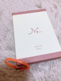 Ny... ホワイトフローラルジャスミンのサムネイル