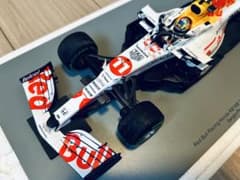 スパーク レッドブル RB16B 1/18 ミニカー トルコGP ペレスのサムネイル