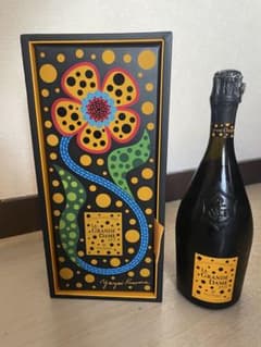 草間彌生/Veuve Clicquot La Grande Dame 750ml - メルカリ