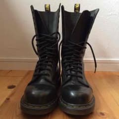 Dr.Martens14ホールのサムネイル