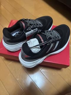 New Balance 880 Fresh Foam X ランニングシューズのサムネイル