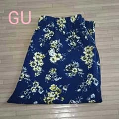 GU 花柄パンツのサムネイル
