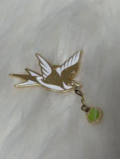 Mrs. GREEN APPLE ツバメ ピンバッジのサムネイル