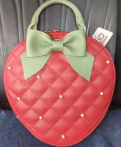 Maison de FLEUR いちご新聞 いちごショルダーバッグ サンリオ