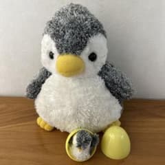 ペンギン ぬいぐるみ 卵型ケース付き - メルカリ
