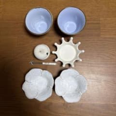 食器セット 花型小鉢 蓋付き容器 王冠型プレート 9点セットのサムネイル