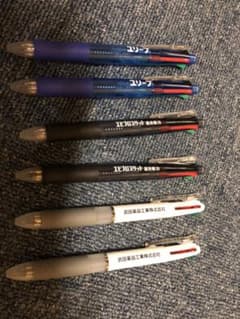 4色ボールペン  6本のサムネイル