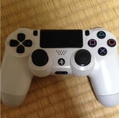 PS4 純正コントローラー送料込みのサムネイル