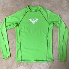 ROXY ラッシュガードのサムネイル