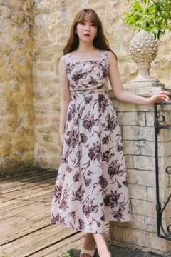 Her lip to Dahlia Belted Dress - メルカリ