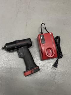 【最終値引】Snap-on CT761BK 電動インパクトレンチ　3/8実動！のサムネイル