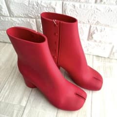 【極美品】 定価14,５０００円 メゾンマルジェラ タビ ラバーブーツ 37 極美品】 定価14,5000円 メゾンマルジェラ タビ ラバーブーツ 37