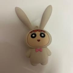 クレヨンしんちゃん うさぎ着ぐるみ ストラップ - メルカリ