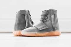 Yeezyboost750  GLAY GUM 27.5  国内正規品 激レアのサムネイル