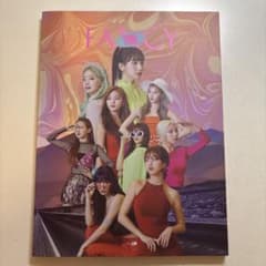 TWICE FANCY YOU 7th MINI ALBUM 写真集＋シール付きのサムネイル