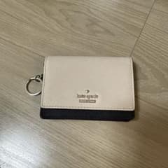 kate spade NEW YORK パスケース 定期入れ　小銭入れのサムネイル