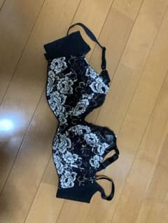 ヨッチ様専用ダイアナ ブラック ブラジャーのサムネイル