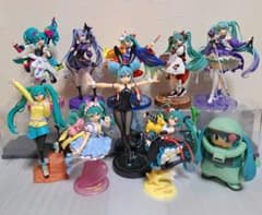 初音ミク フィギュア まとめ売り クロミミク チロルミク amp など10体 初音ミク フィギュア まとめ売り クロミミク チロルミク amp など10体