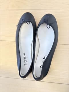 Sale - Excellent condition Repetto ballet flats, black.