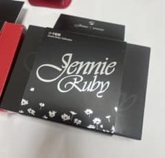 【最安値】Jennie Ruby MINISO コラボ フォトカードセットのサムネイル