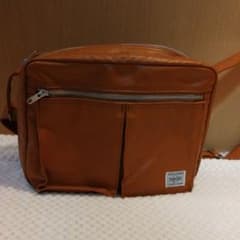 PORTER☆フリースタイルショルダーバッグ（L）◆キャメルのサムネイル