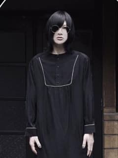 讃美歌ブラウス the closet有村竜太朗 ブラック ポストカード付 讃美歌ブラウス the closet有村竜太朗 ブラック ポストカード付 - メルカリ