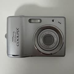 Nikon COOLPIX L14 動作確認済み 訳あり 電池蓋破損あり - メルカリ