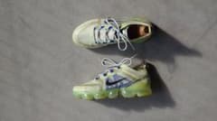 Nike Air VaporMax 2019 Barely Voltのサムネイル