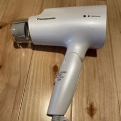 Panasonic  ヘアドライヤー　ナノケア　ナノイー【最終価格早い者勝ち‼️】のサムネイル