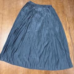 プリーツロングスカート ダークグレーのサムネイル