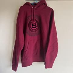 supremeのサムネイル