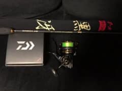 がまかつ  銀狼  黒魂 キザクラ klzakura 磯 サンラインのサムネイル