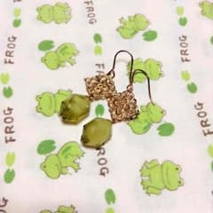 ピアスのサムネイル