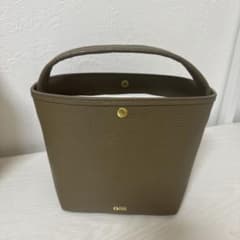 Chilii bag トープ レザー トートバッグ - メルカリ