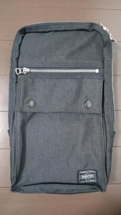 吉田カバン スリングショルダーバッグのサムネイル