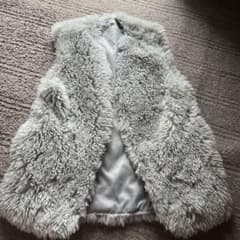 秋服 冬服 フェイクファーベストWEGO グレー アウター ノースリーブ Lのサムネイル
