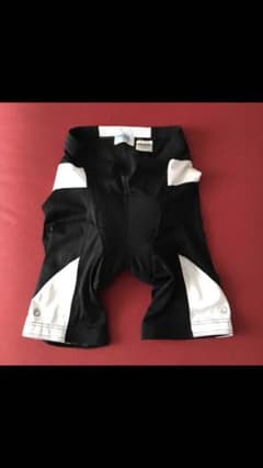 【最終値下げ】パールイズミ　サイクリングパンツのサムネイル
