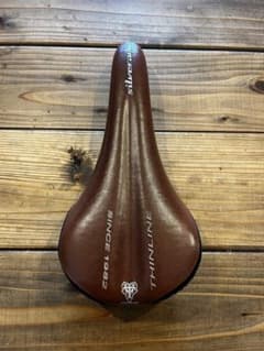 WTB THINLINE サドル ブラウン - メルカリ