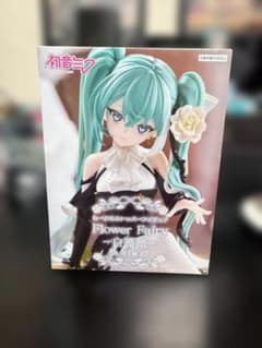 【未開封品】初音ミク ぬーどるストッパーフィギュア -白薔薇-のサムネイル