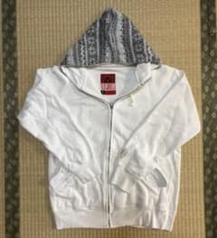 【人気】BURTON ┃ホワイトパーカー Mサイズのサムネイル