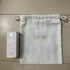 Dior J'adore オードゥ パルファン 5ml ミニボトルのサムネイル