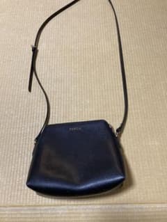 FURLA ブラック ショルダーバッグのサムネイル