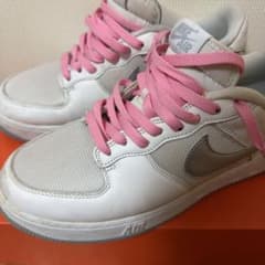 NIKE AIR FORCE 1 スニーカーのサムネイル