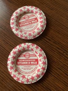 海外紙物　赤色　星柄　ミルクキャップ 大量　1本　丸ごと　ラスト 海外紙物 赤色 星柄 ミルクキャップ 大量 1本 丸ごと ラスト - メルカリ