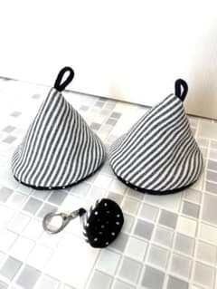 【ラスト1個】三角鍋つかみ ハンドメイド 黒ストライプ 北欧 ストウブ おまけ付のサムネイル