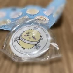 치이카와 쿠라 스시 콜라보 캔 배지 라코