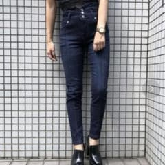 ENVYM スキニーデニムパンツのサムネイル